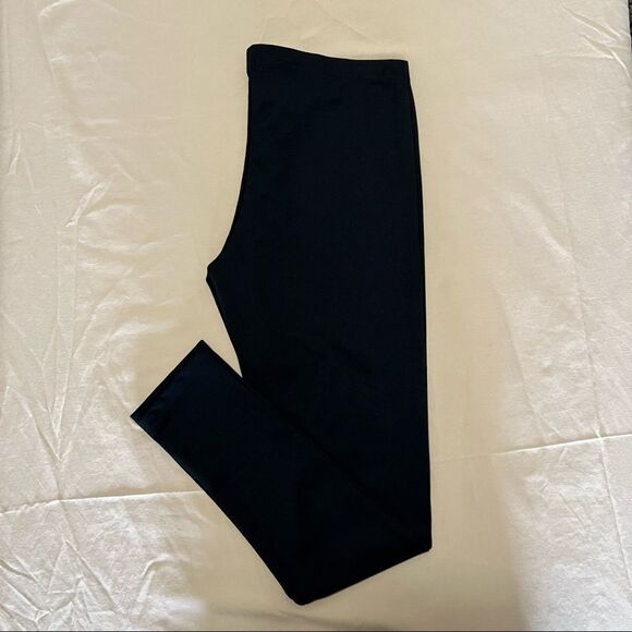 Bethany mota black leggings in a size XL. - Picture 4 of 5